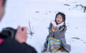 云南迪庆：石卡雪山银装素裹景如画