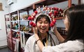 画脸谱、穿戏服 台湾大学生感受京剧魅力