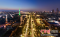 （中新观吉）绿意科技赋能，历史余韵生辉：新民大街让城市文脉触手可及