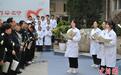 清明节前夕 成都医学生缅怀“无言良师”