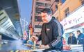 在“第二故乡”监利当烧烤店老板，玉苏普江许下新年愿望