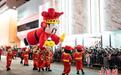（新春见闻）探秘香港蛇年新春花车巡游幕后