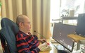 深度｜渐冻人冯锦源：方寸之间，如何与世界连接？