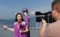 山东舰航母编队在香港举行舰艇开放活动