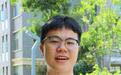 凉山男生被清华大学录取：妈妈是食堂阿姨爸爸是焊工，中学一直用老年手机