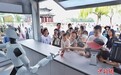 北京颐和园：机器人“入职”零售店