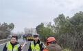 武汉绕城高速公路车辆突然起火，民警快速响应成功处置