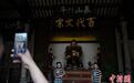 广东侨乡潮州韩文公祠吸引游客