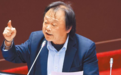 王世坚神曲《没出息》爆红，网友酸：民进党已烂掉，出道吧