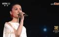 第5次登上春晚舞台，王菲这首歌唱哭好多人