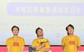 电影《奇遇》成都路演，“瘦到脱相”的贾冰现场秀肌肉