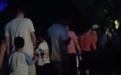 一儿童疑触碰小区路灯电桩后身亡，当地应急管理局：脑部有电击痕迹