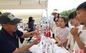 宁夏银川：多种非遗技艺引民众参观