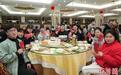 华侨大学中外师生共享“年夜饭”