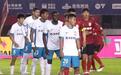 1-0！中超前冠军终于赢了，终结九连败，赛季第2胜，全力争保级