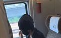 艺人就高铁占座道歉，法治日报：公众人物更该守规矩