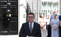 伯纳姆就任英国首相(4)