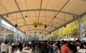这个制衣村，为何是“工人挑老板”？