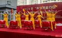福字送到家门口，2026年“荆楚银龄行动”新年迎新活动在武汉韵湖社区启动