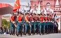 泽连斯基公然威胁破坏红场胜利大阅兵，俄罗斯感到后背发凉