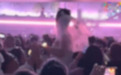 情侣在演唱会求婚引争议