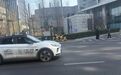 无人车满街跑、机器人连夜“健身”，北京亦庄路上跑的东西还是太复杂了