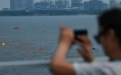 上海泳渡赛女选手隐私照被直播，赛事承办方发声明