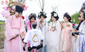 “乡”遇魔都｜不止热闹，“一朵桃花”能带来什么？
