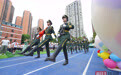 高校国旗护卫队来升旗，武汉这所学校开学典礼仪式感拉满