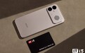 REDMI K90 Max 手机图赏：克制、冷峻的工业风