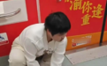 对话“地铁吐血后用外套擦干”女孩：患有罕见病，当天收到病危通知书 不想血迹给大家造成困扰