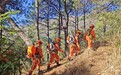 大理消防开展防火专项行动：踏查重点林区，对高火险区进行增湿