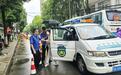 考生电动车半路出故障，新洲城管队员驾车护送到考场