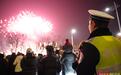 烟花璀璨夜守护不打烊，随州公安交警圆满完成2026春节无人机烟花秀表演交通安保任务