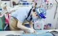 血透室护士的一天：温情守护患者健康