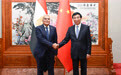 王沪宁会见埃及参议长法里德