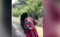 “美女别跑，我不是坏人”，夫妻表演深山发现流浪女博流量带货，被拘留