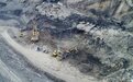俄罗斯远东地区煤矿山体滑坡造成至少4人死亡(3)