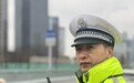 千家万户团圆时，武汉交警在路上