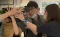 演员刘浩存遭男子强行贴脸合照，发生肢体碰撞