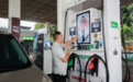 今年6月，继续用“崩塌”形容燃油车