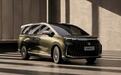 北汽极狐高端产品系列首款MPV“问道V9”静态展示