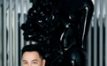 20年里，他只画美女，用东方风骨打动世界藏家