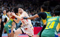 女篮世界杯资格赛：中国队胜巴西队