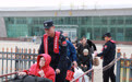 对俄免签一周年 黑龙江口岸出入境旅客大幅增长(6)#
