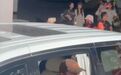 “演员侯明昊违反交规被约谈”冲上热搜，警方回应