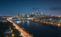 为了救市，这个城市拼了
