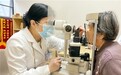 两年摸瞎不敢治 意外“撞出”青光眼 湖北普瑞眼科医院助8旬婆婆重见光明