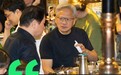 黄仁勋：我和谁吃饭 第二天那家公司股价就翻倍