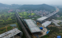  湖北：2.6万吨大桥成功转体